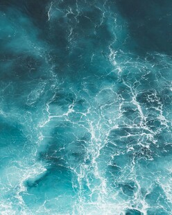 蓝色海洋波浪纹理画面