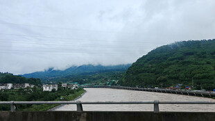 秀丽河流山川风景