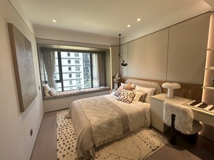 现代简约风温馨卧室空间