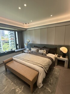 现代简约风格豪华卧室