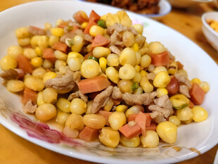 玉米炒肉丁