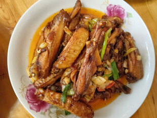 美味红烧鸡翅