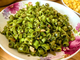 炒空心菜梗