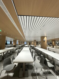 现代简约风格餐厅室内场景