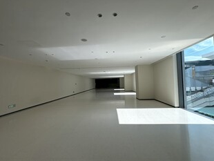 空旷现代风室内空间场景