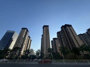 城市高楼林立景观