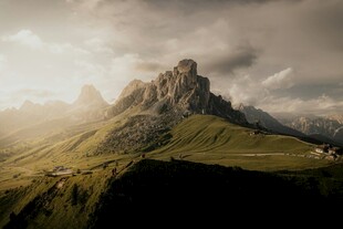 壮丽山景
