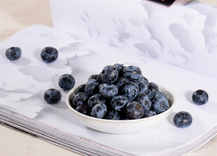 新鲜蓝莓