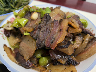 美味青椒炒腊肉
