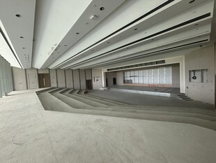 空旷现代风室内空间场景