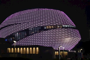 高铁之心夜景