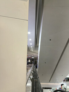 商场内部一角