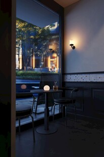 温馨室内外夜景休闲空间