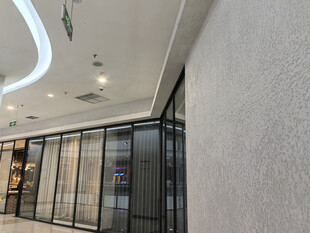 现代简约风格室内玻璃门