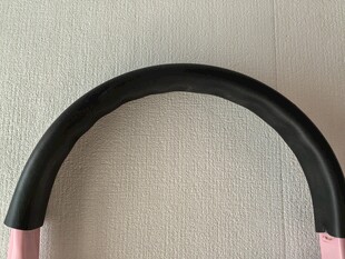粉色黑色拼接楼梯手柄