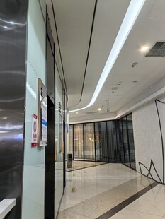 现代商务走廊室内场景