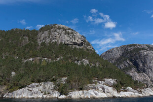 壮丽山间景致