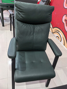 深绿色皮质扶手休闲椅