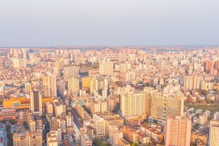 城市天际线俯瞰景观