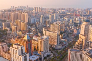 城市天际线俯瞰美景