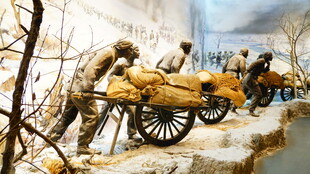 淮海战役中支援前线的乡亲们