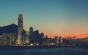 香港城市黄昏天际线美景