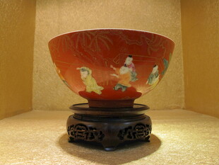 精美古代彩瓷碗