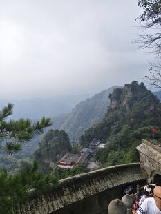 山间观景台