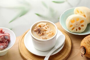 莲藕排骨汤