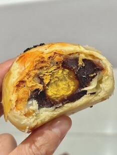 蛋黄酥