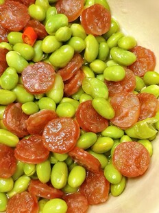 香肠炒青豆