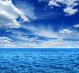 蓝天白云大海