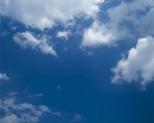 蓝天白云