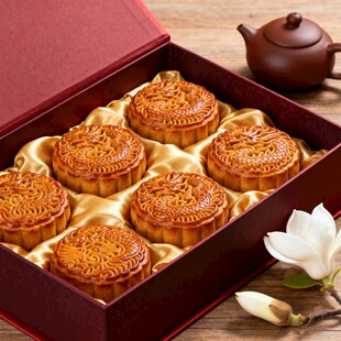 精美礼盒装传统中式月饼