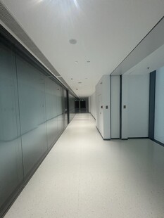 现代简约风格办公走廊