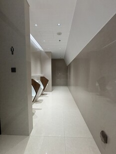 现代简约风格走廊空间