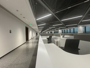 现代简约风格办公走廊空间