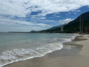 美丽海滨沙滩景色