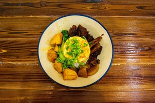 牛杂饭 美味蛋肉土豆盖饭