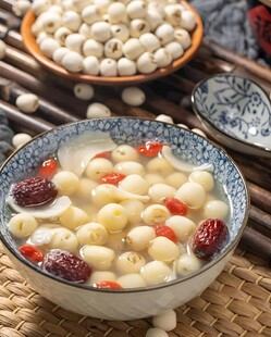 红枣莲子羹