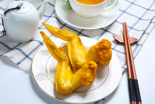 盐焗鸡翼