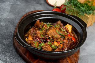 砂锅炖肉