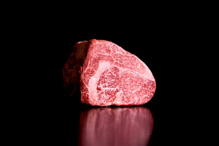 新鲜牛肉块