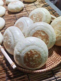 传统中式酥皮点心