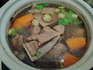 胡萝卜排骨汤