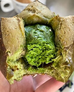 抹茶夹心面包