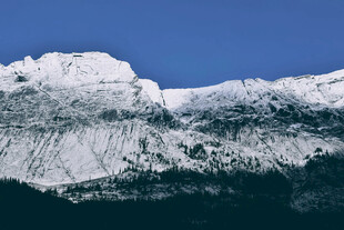 雪山美景