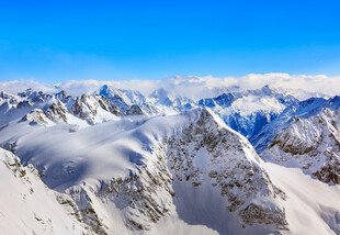 雪山美景