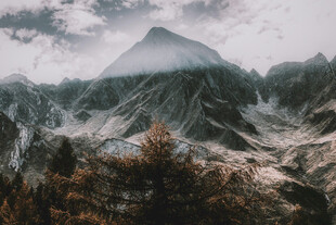山峰