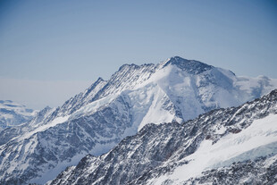 雪山景观